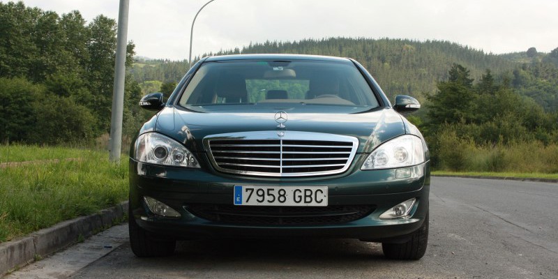 Mercedes Benz S320
